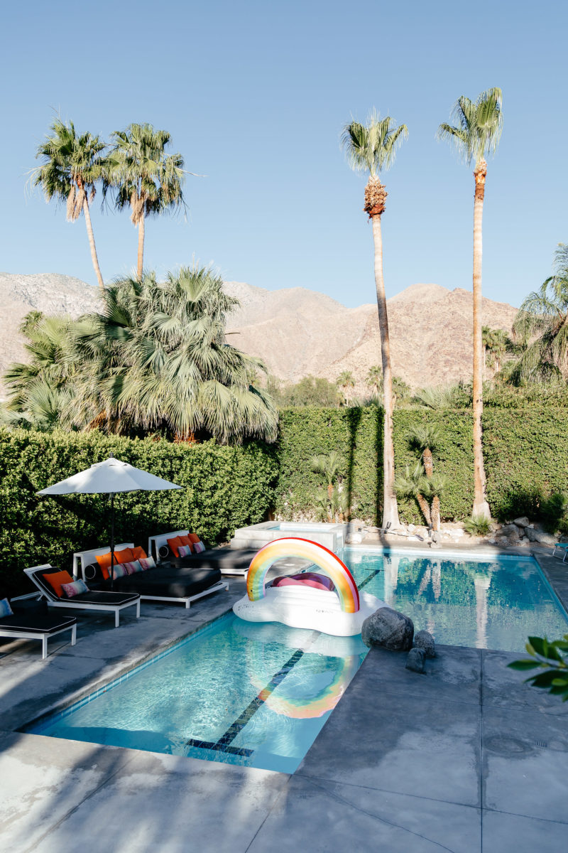 HOMEAWAY IN PALM SPRINGS