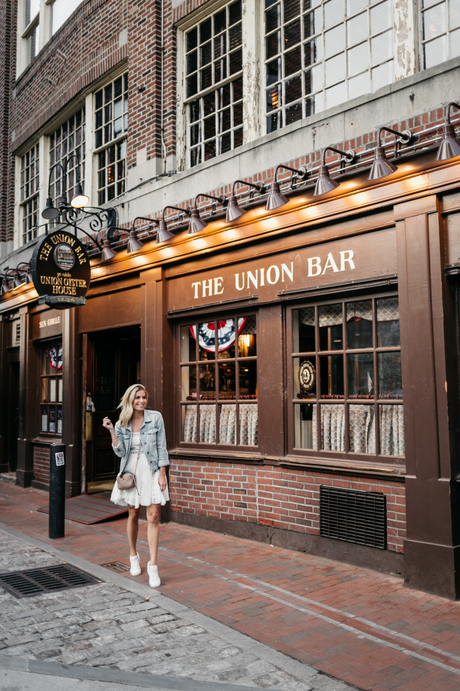 BOSTON CITY GUIDE