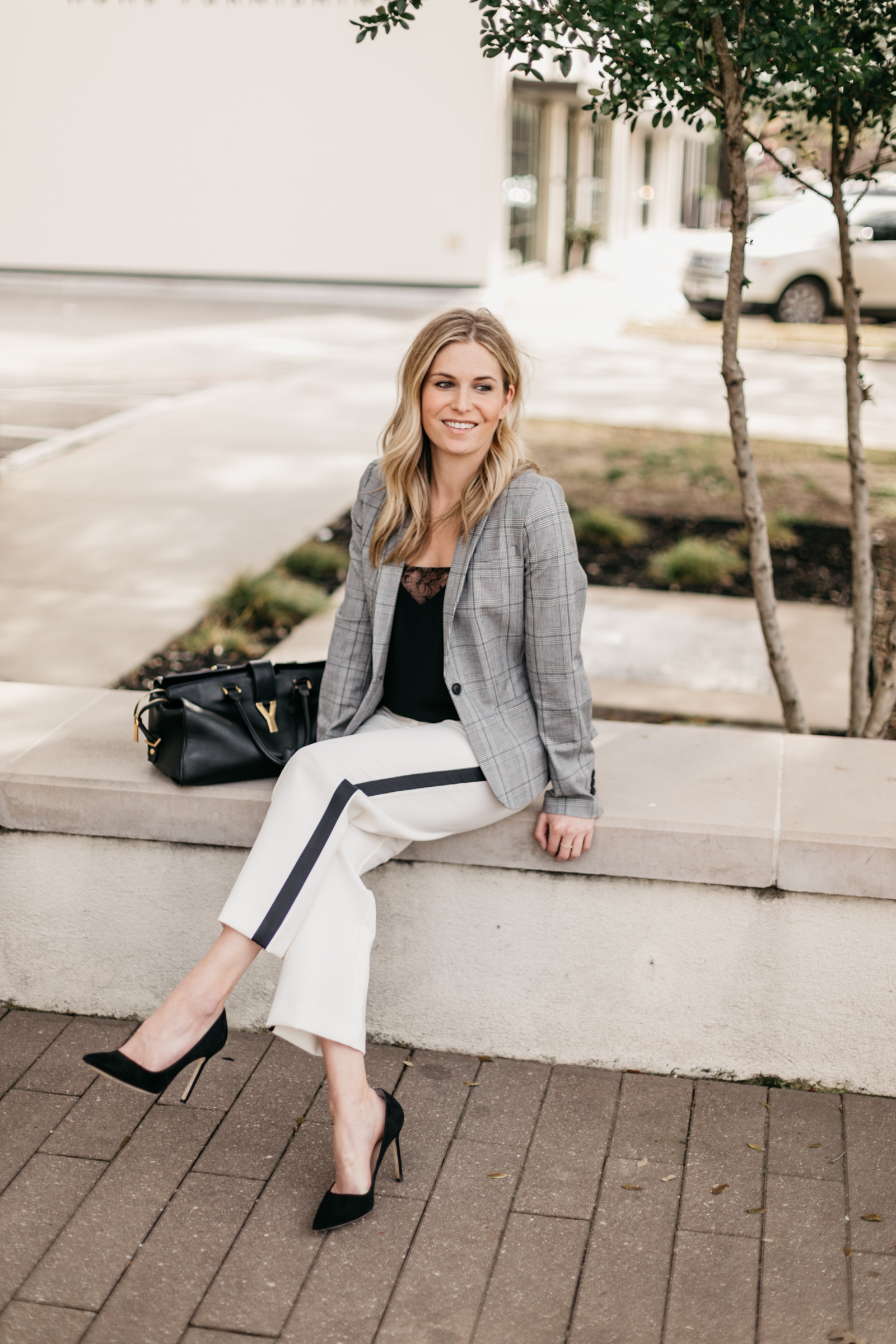 5 WAYS TO WEAR WHITE WORK PANTS